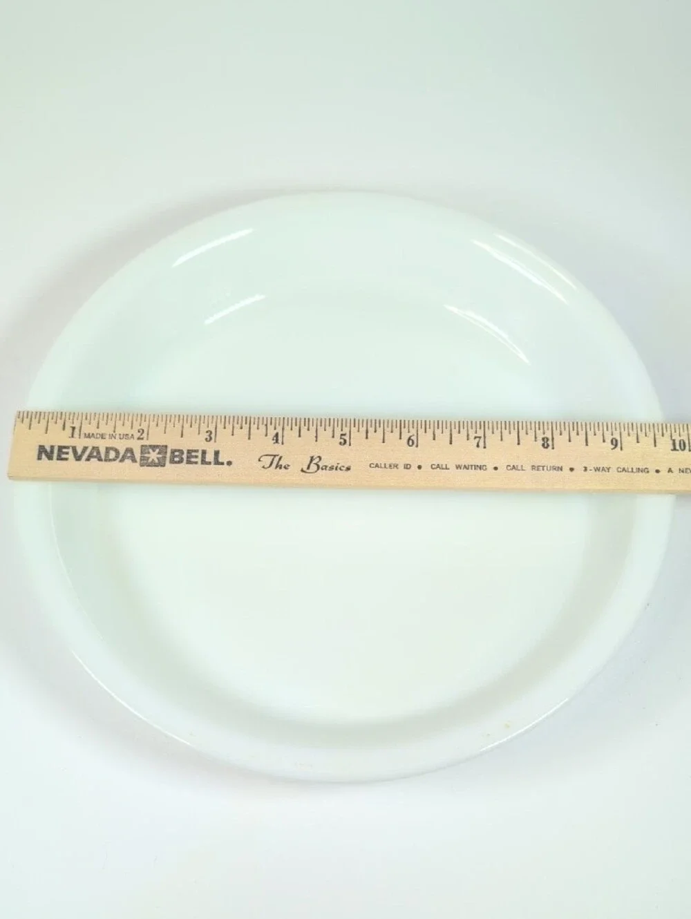 PYREX Milk Glass Vintage Pie Plate #209